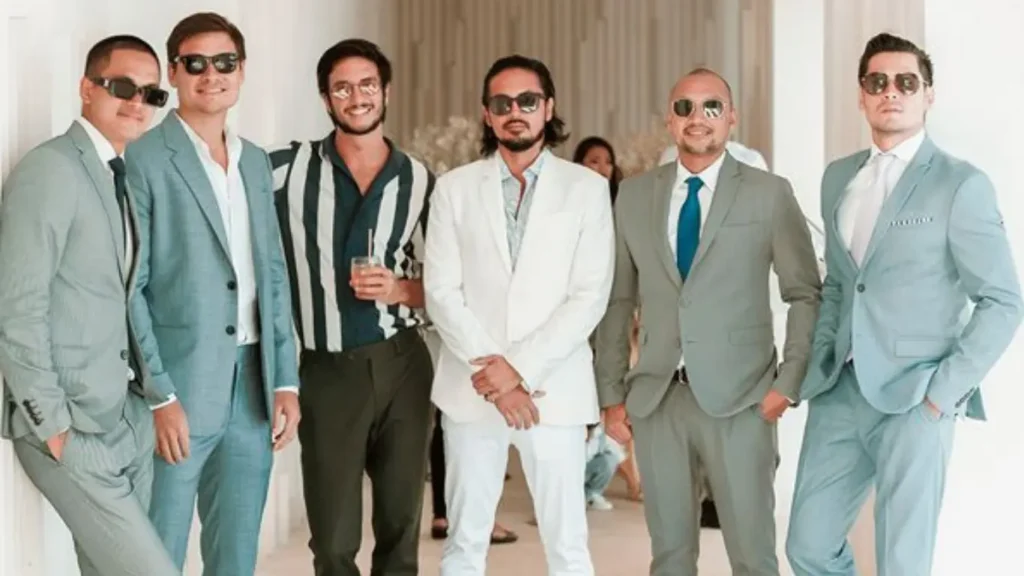 Shades for a day wedding 